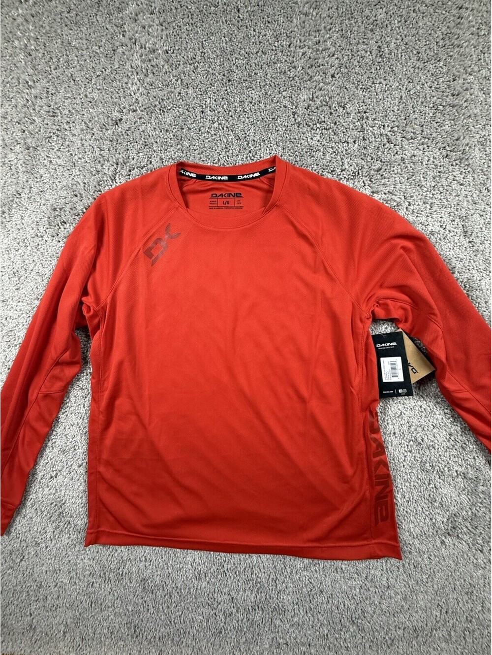 NWT Dakine Women’s Thrillium Long Sleeve Jersey Size L Red